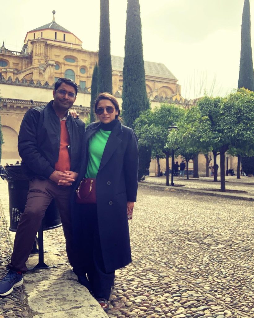 Anchor Maria Memon Dazzling Pictures From Europe