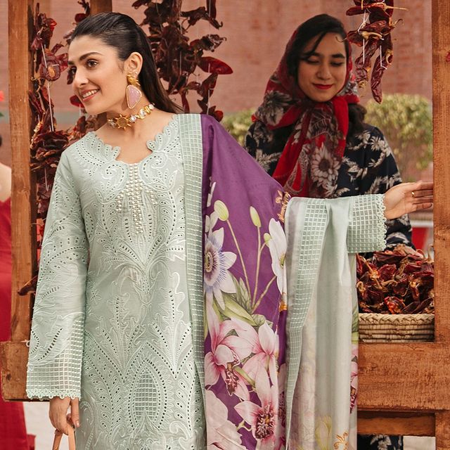 Mushq Luxury Lawn Collection '22 Featuring Ayeza Khan