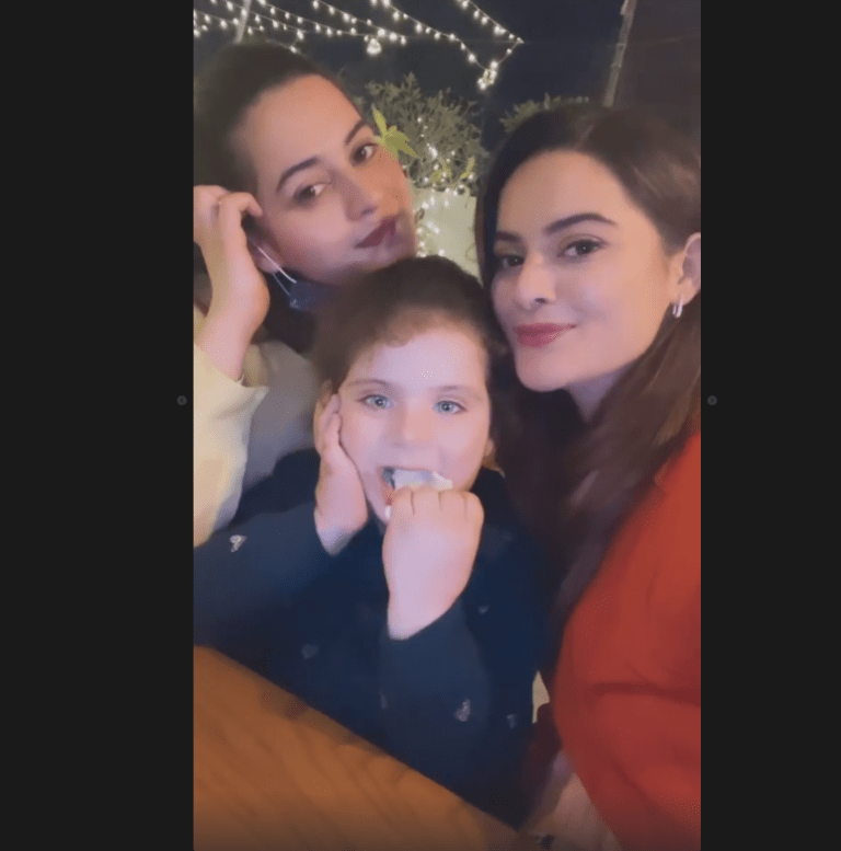 Aiman Khan And Minal Khan Dining Out With Their Mother