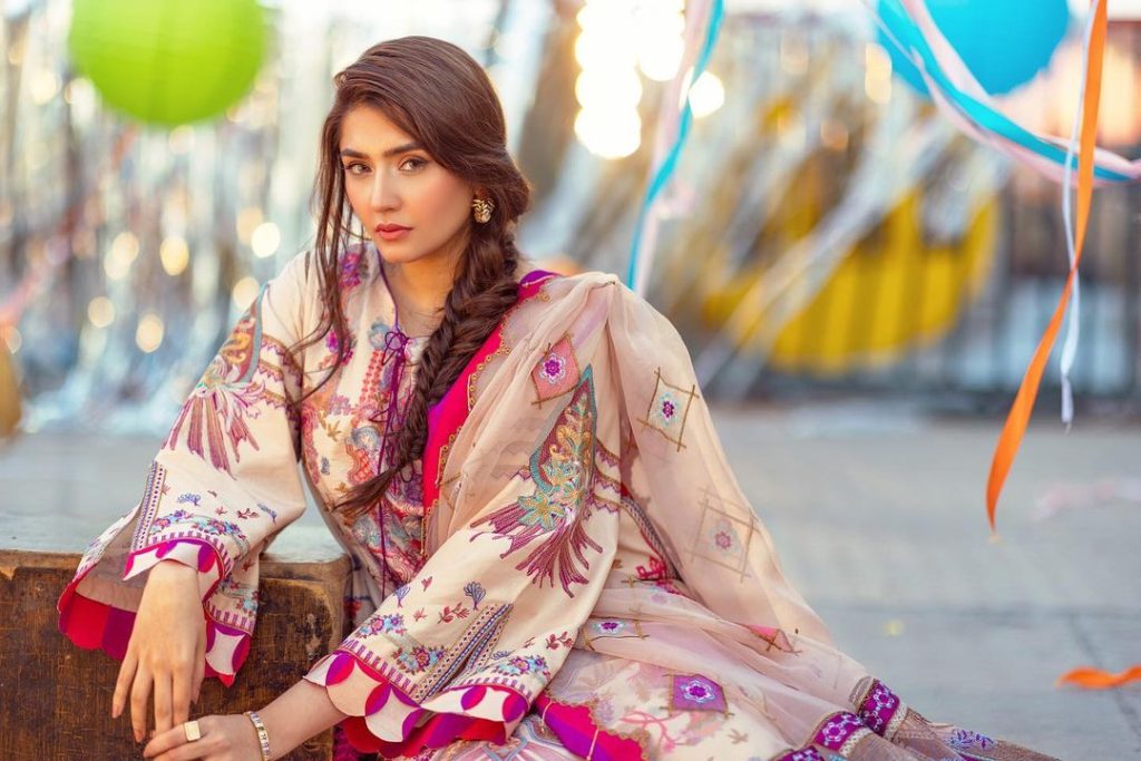 Asifa & Nabeel Luxury Lawn Collection 2022