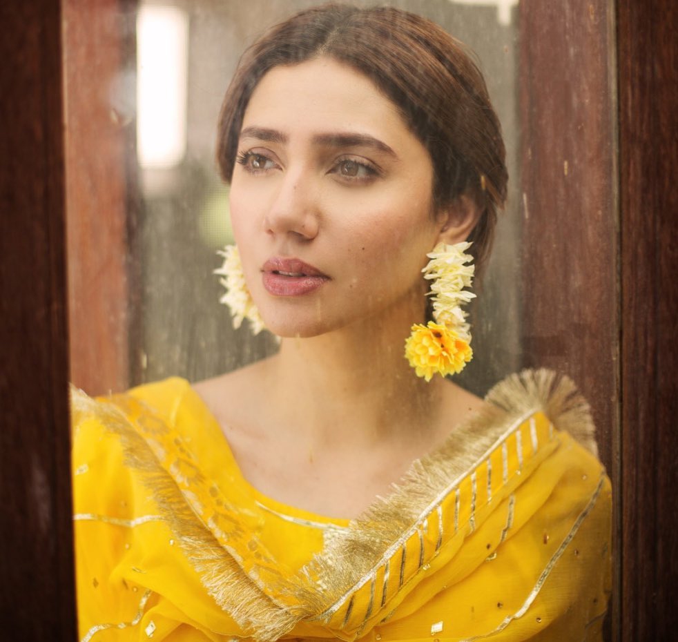 Which Hollywood Actor Mahira Khan Wishes To Marry