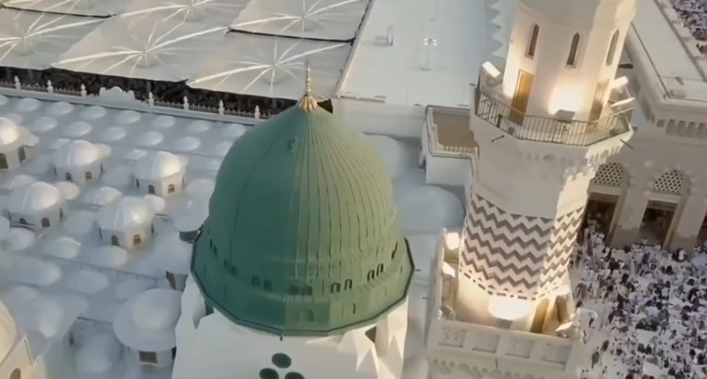 Kanwal Aftab and Zulqarnain Sikandar Pictures From Madinah - Vlog