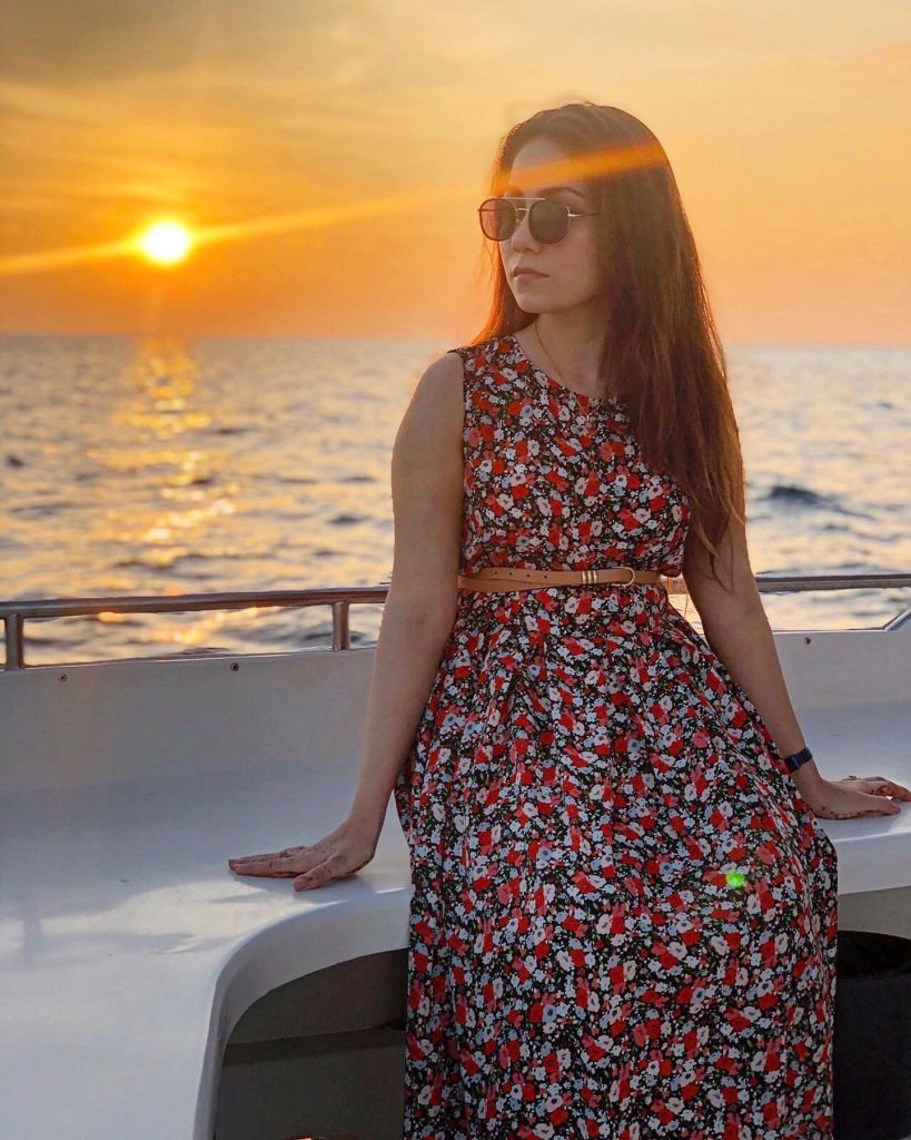 Dil Moum Ka Dia Famed Zubi Majeed Honeymoon Pictures from Maldives