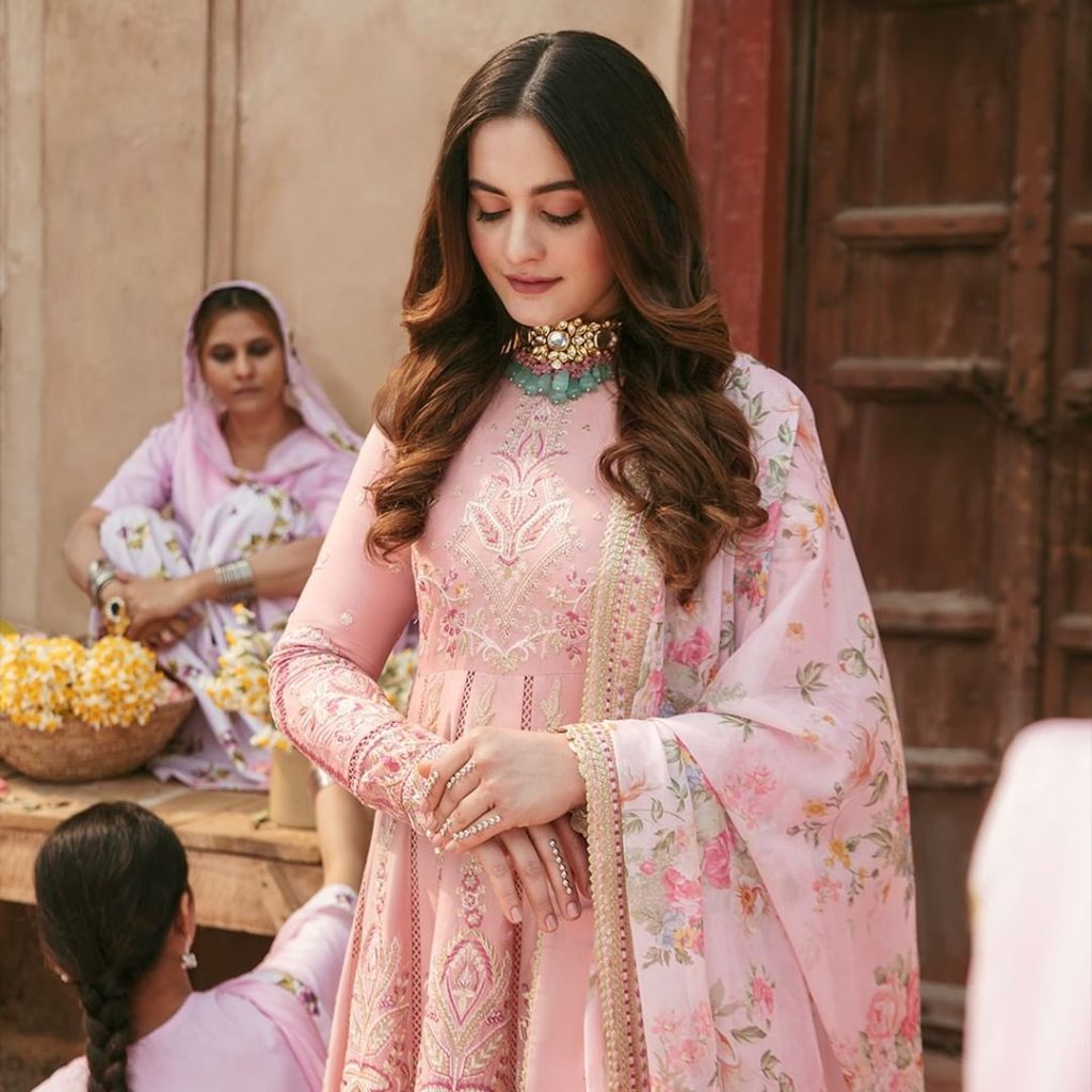 Afrozeh's Latest Eid Collection'22 Featuring Aiman Khan