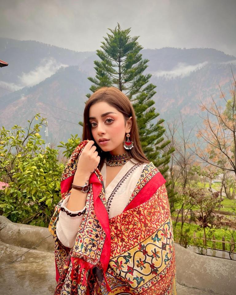 Alizeh Shah And Shehzad Sheikh Spotted In Kashmir For Their Upcoming Project