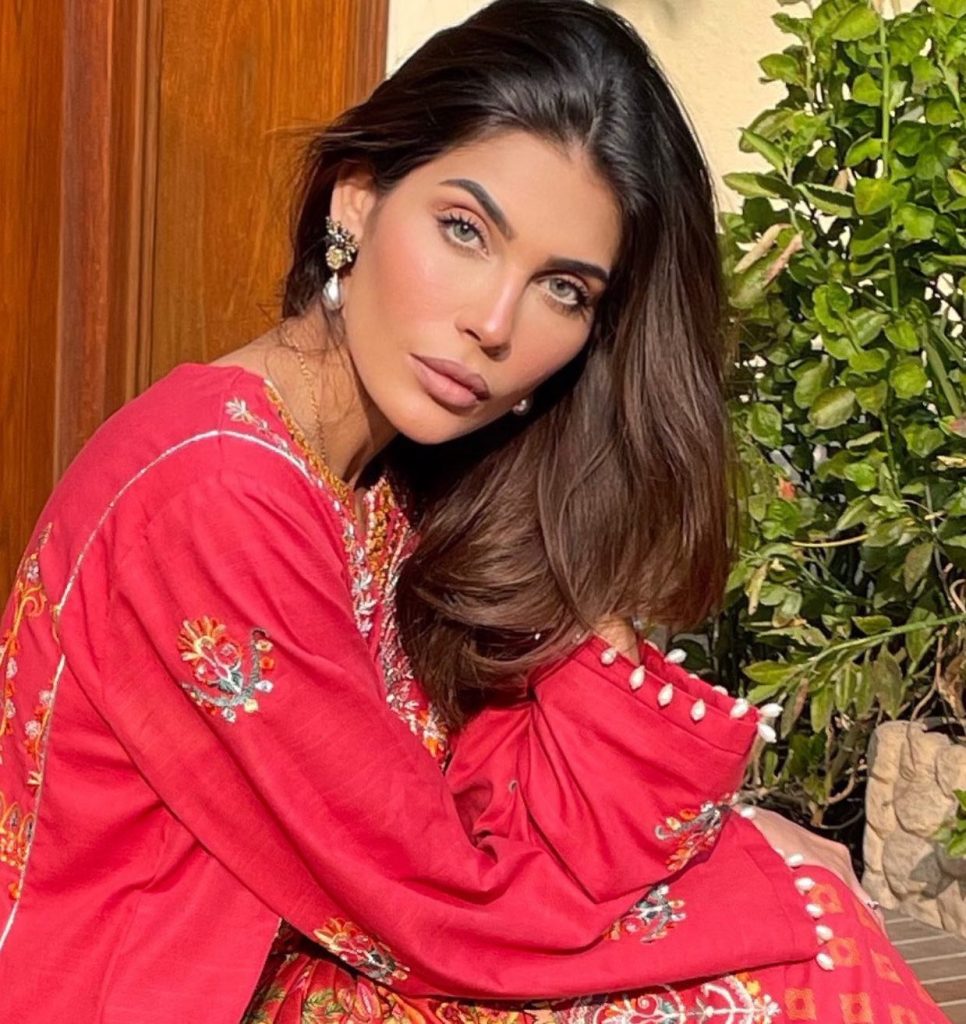 Model Amna Babar Announces Divorce - Shares Details