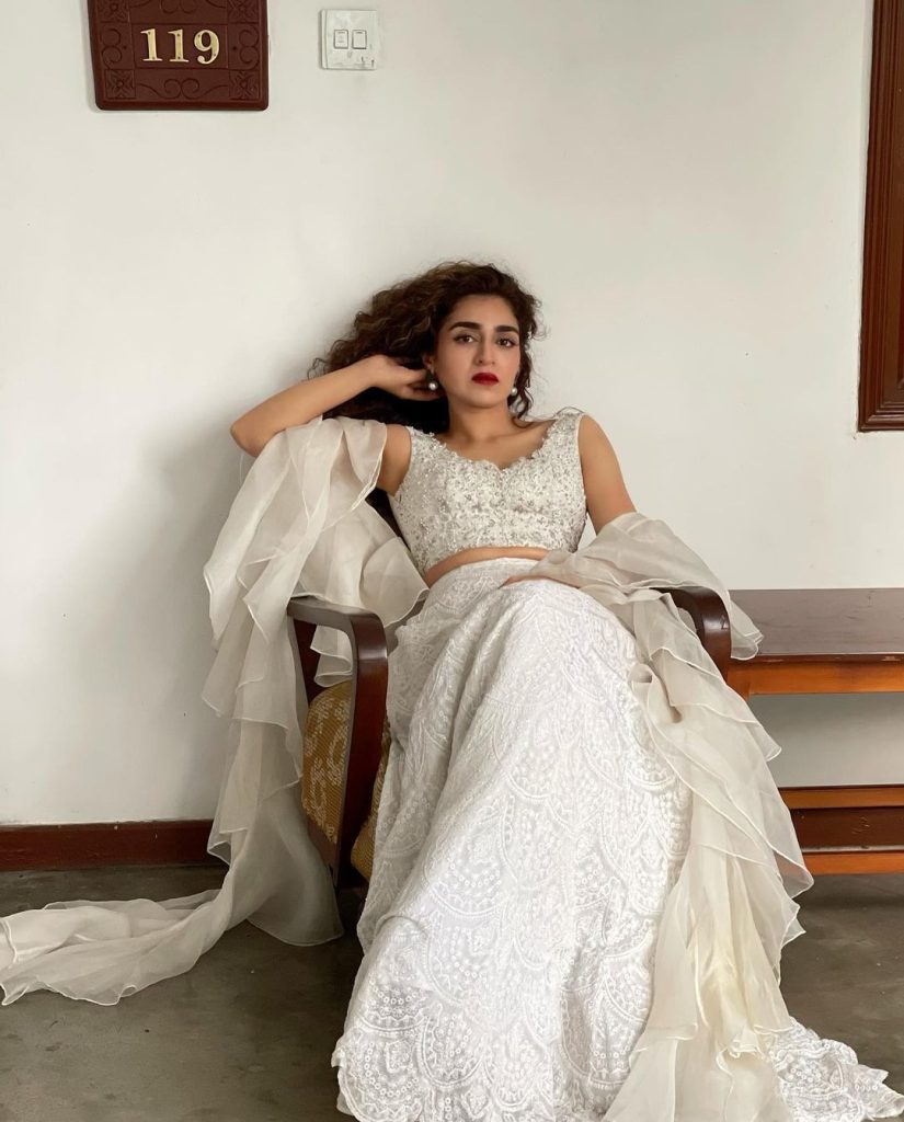 Hajra Yamin’s Choice Of Outfit At A Recent Wedding Invites Criticism