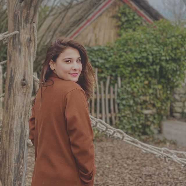 Hina Altaf And Aagha Ali's Latest Breathtaking Pictures From Switzerland
