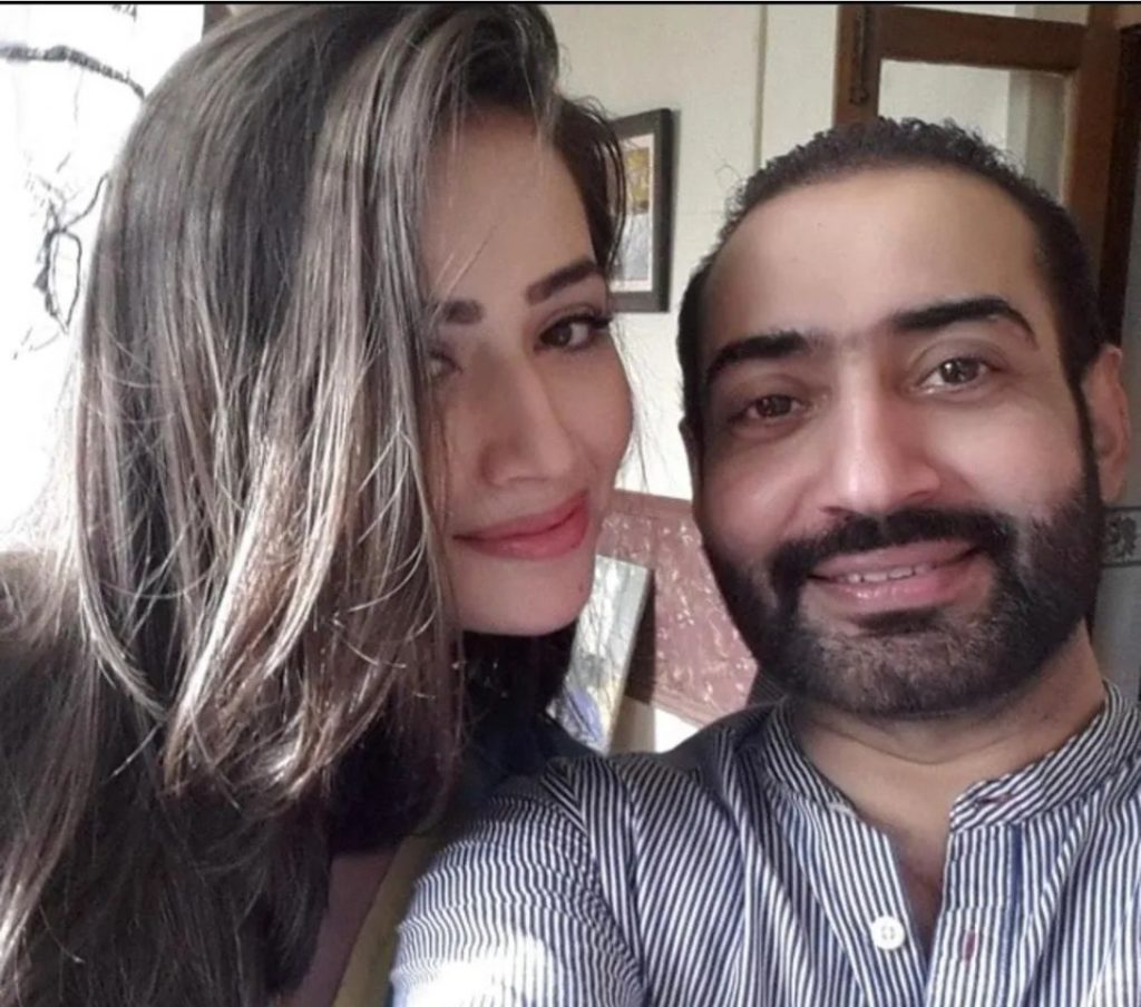 Nadeem Baig & Fahad Mustafa Face Backlash For Supporting Sana Javed