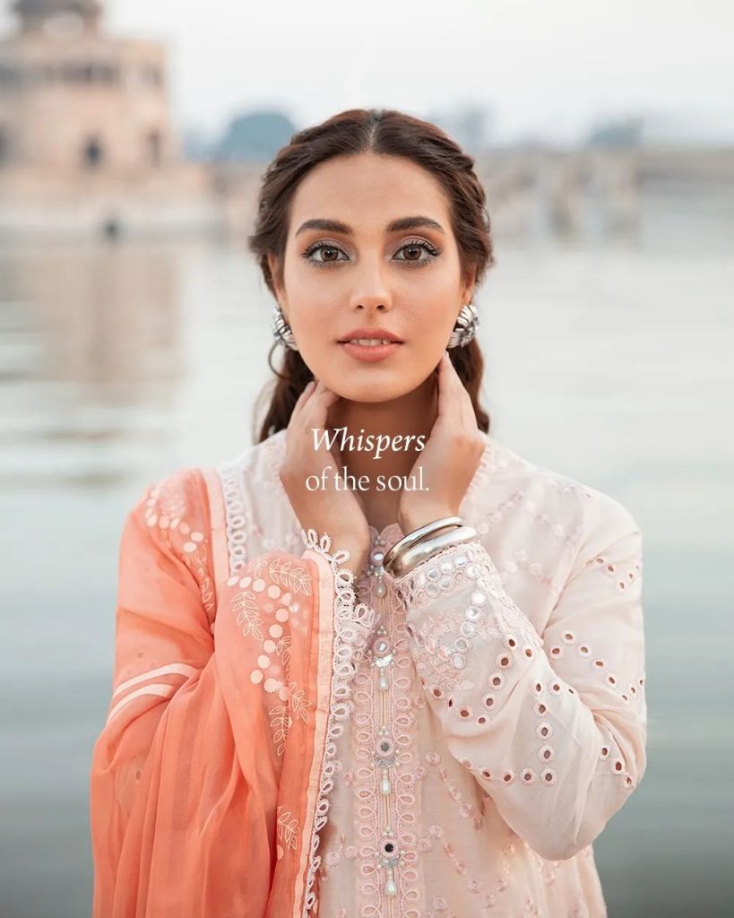 Cross Stitch Lawn Collection'22 Featuring Iqra Aziz Reviewit.pk