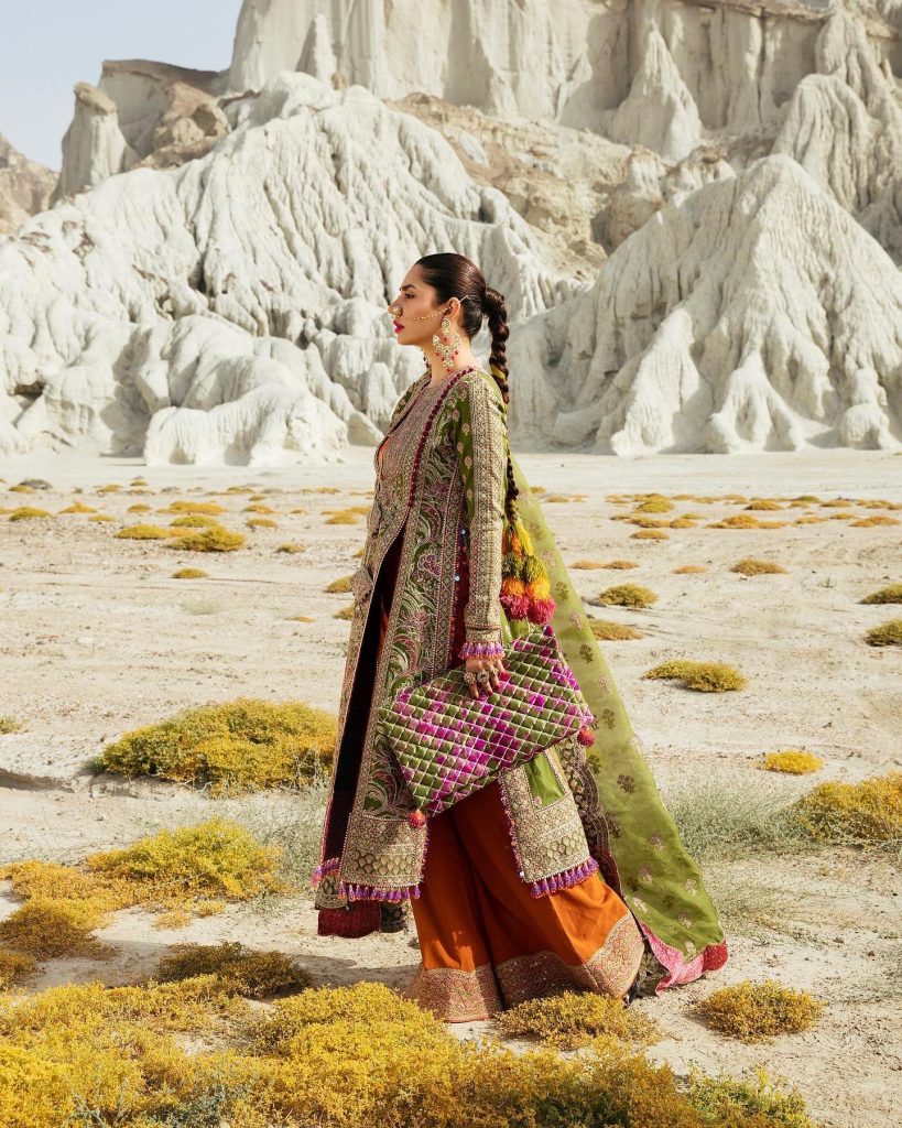 Hussain Rehar’s latest luxury lawn Collection’22 Featuring Mahira Khan