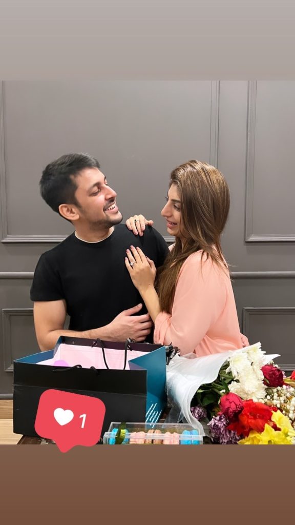 Mariam Ansari Celebrates Birthday With Husband - Adorable Pictures