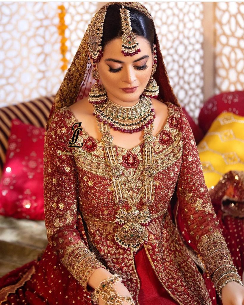 Minal Khan Flaunts Luxurious Look In Her Latest Bridal Shoot