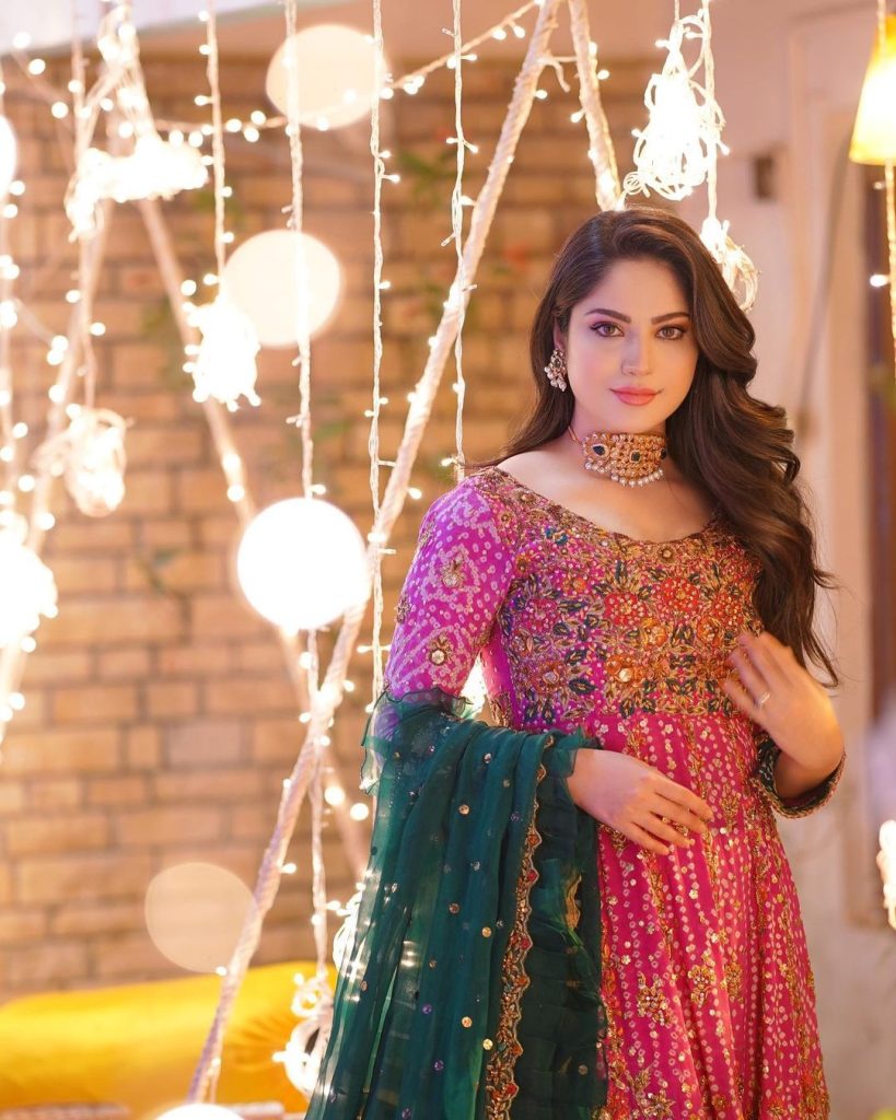 Netizens Troll Neelam Muneer’s Look At The Promotion OF Film Chakkar