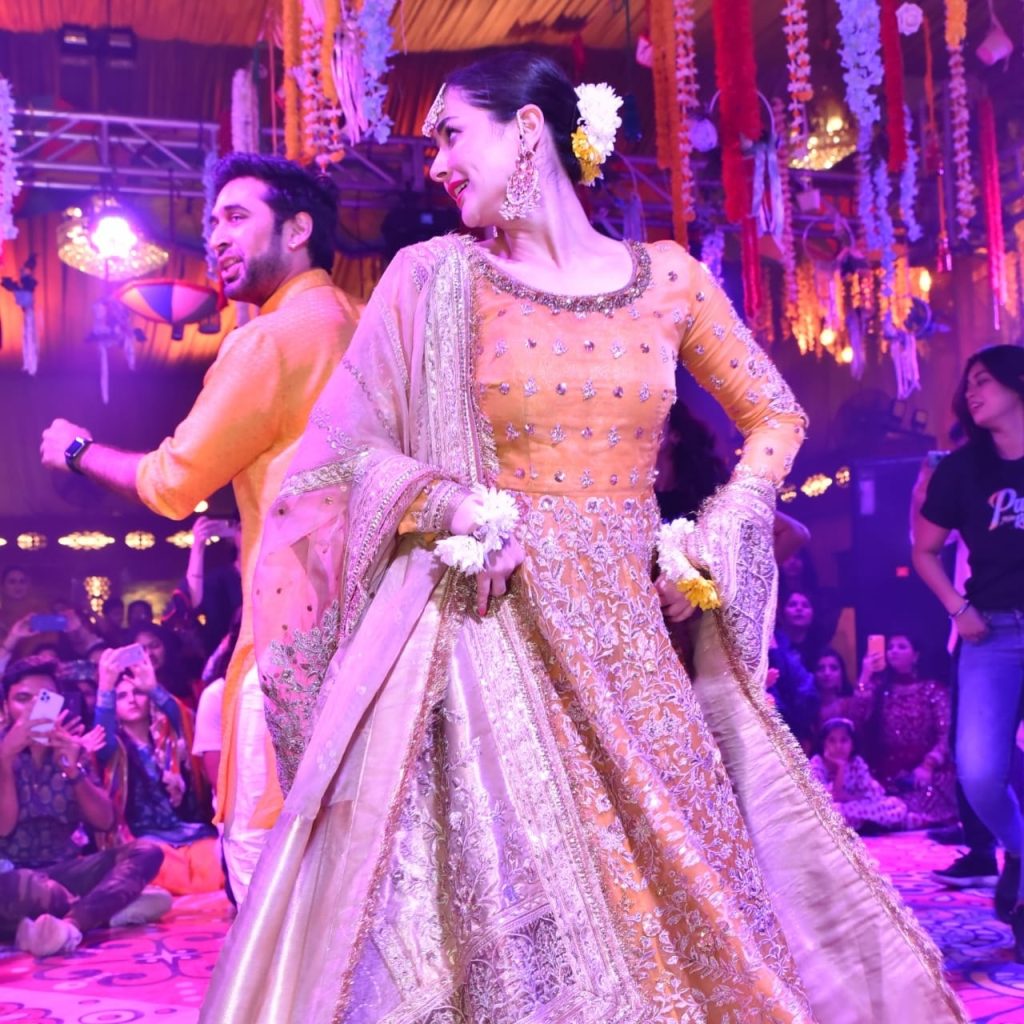 Internet Bashes Hania Aamir And Ali Rehman For Crashing A Private Wedding