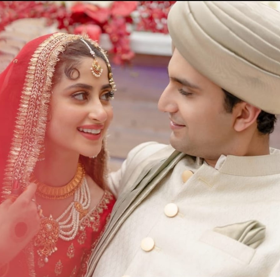 Throwback Video Of Sajal Aly Hinting At Negative Side of Marriage