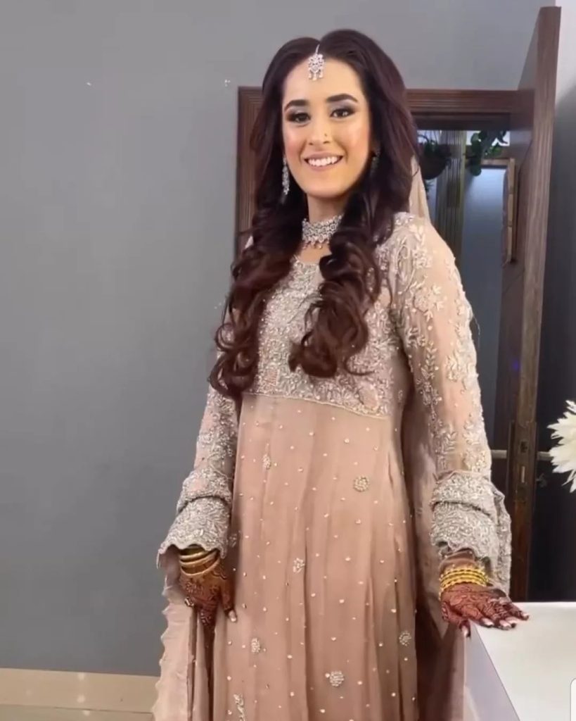 Wafa Be Mol Actress Shehzeen Rahat Reception Pictures