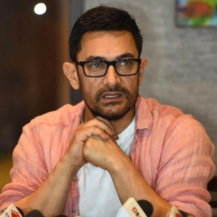 Pakistani Public React to Aamir Khan's Decision Of Quitting Bollywood