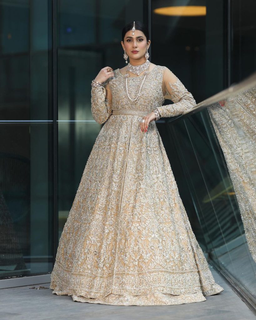 Kubra Khan's Latest Beautiful Bridal PhotoShoot