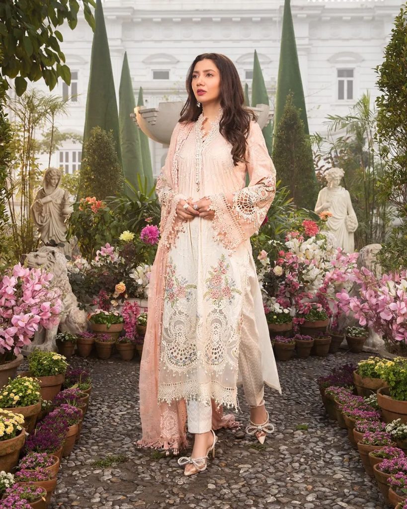 Mahira Khan Stuns In Maria B Lawn 2022 Collection