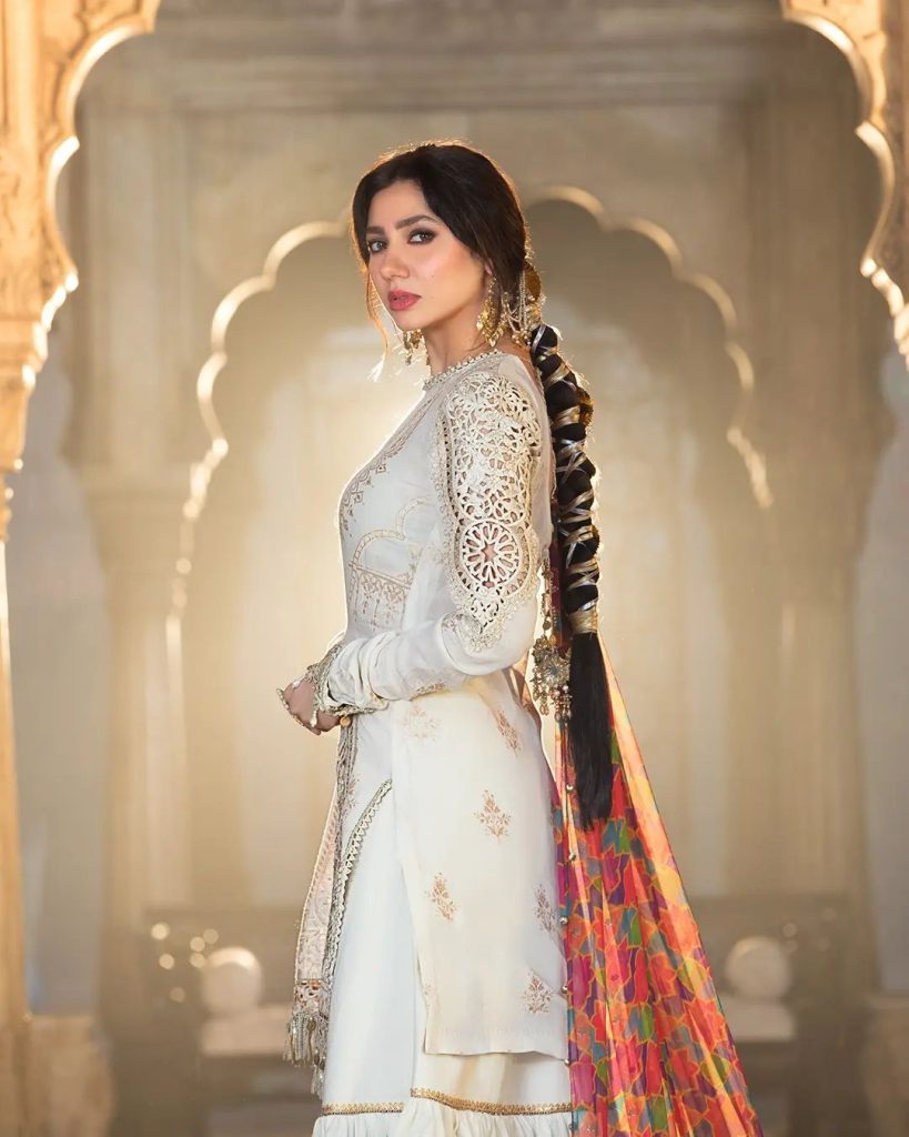 Mahira Khan Stuns In Maria B Lawn 2022 Collection