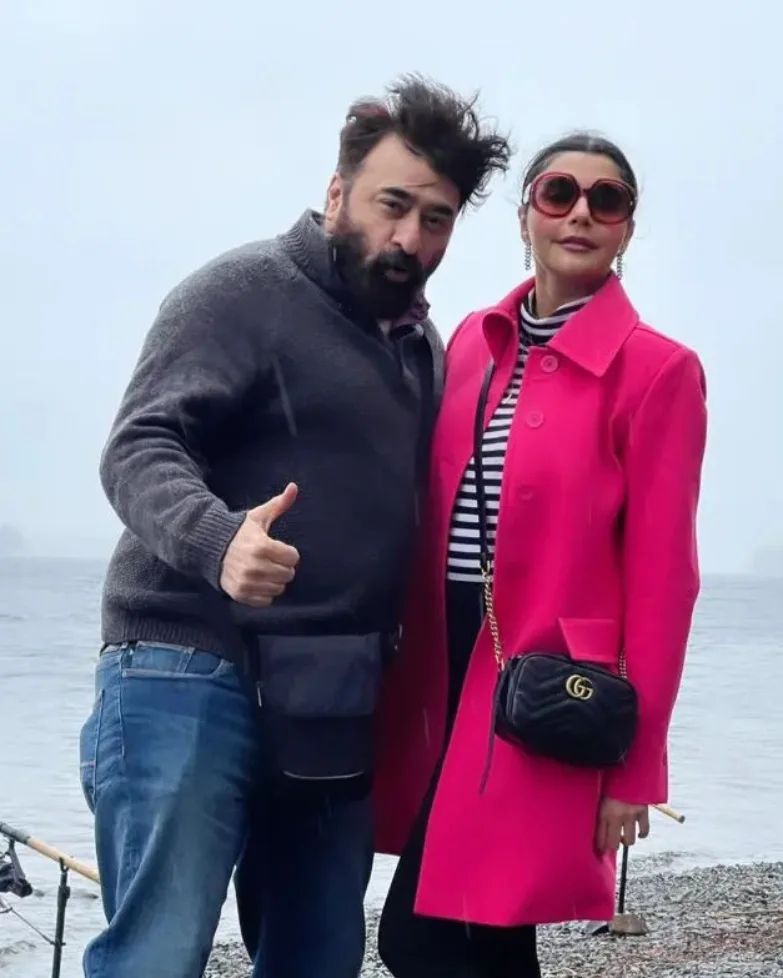 Nida Yasir Vacationing In UK with Husband Yasir Nawaz