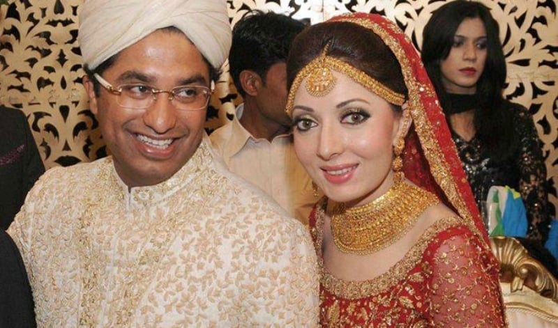 Sharmila Faruqui Celebrates Bond Themed Wedding Anniversary