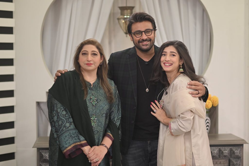 Mariyam Nafees And Salman Ahmad With Family At GMP Shan-e-Suhoor