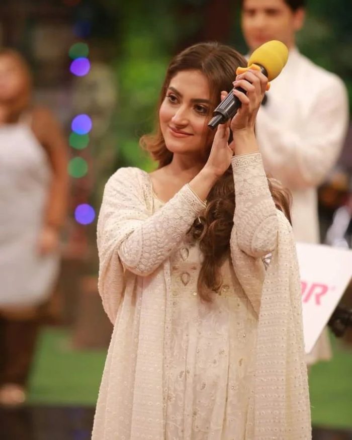 Hiba Bukhari And Arez Ahmed’s Captivating Clicks From JPL