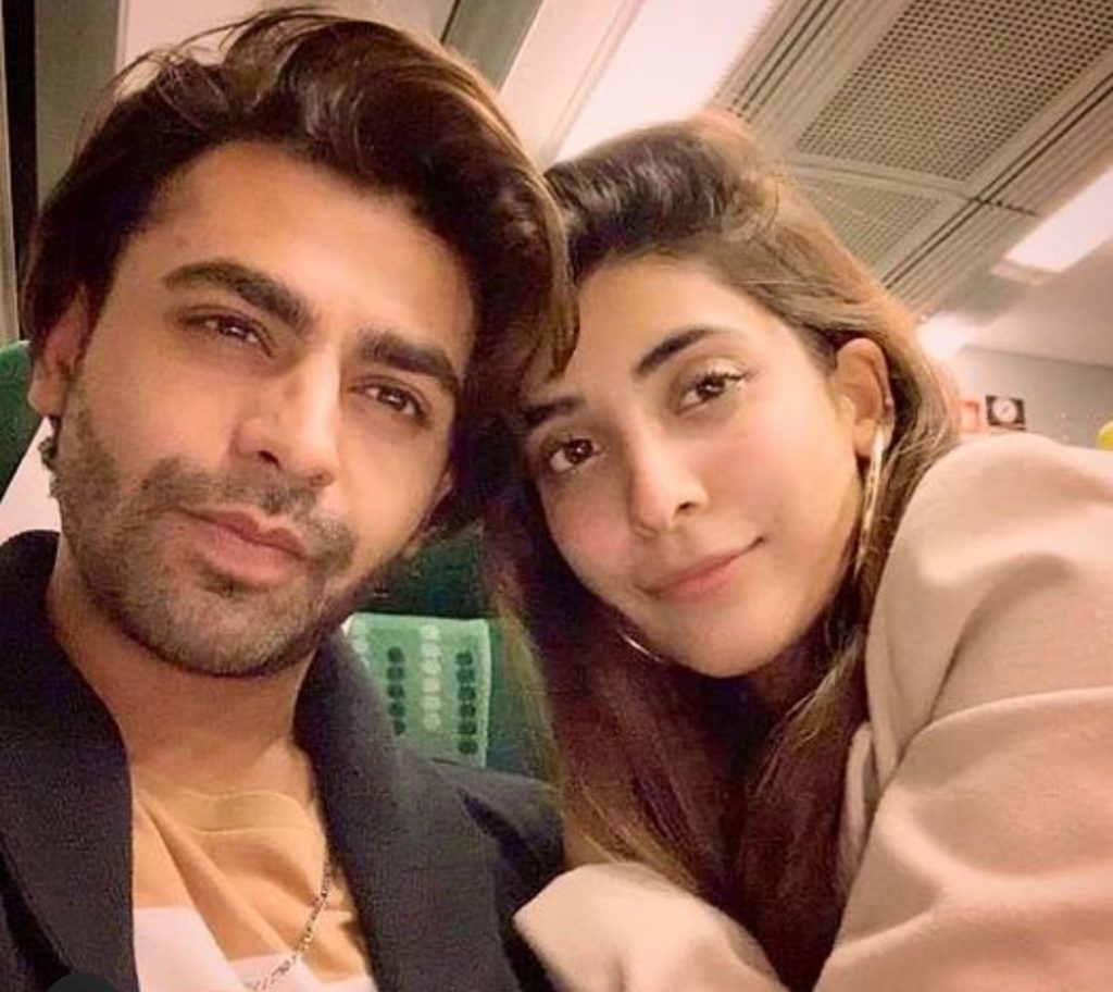 Urwa's Reaction to Fans' Questions About Farhan Saeed