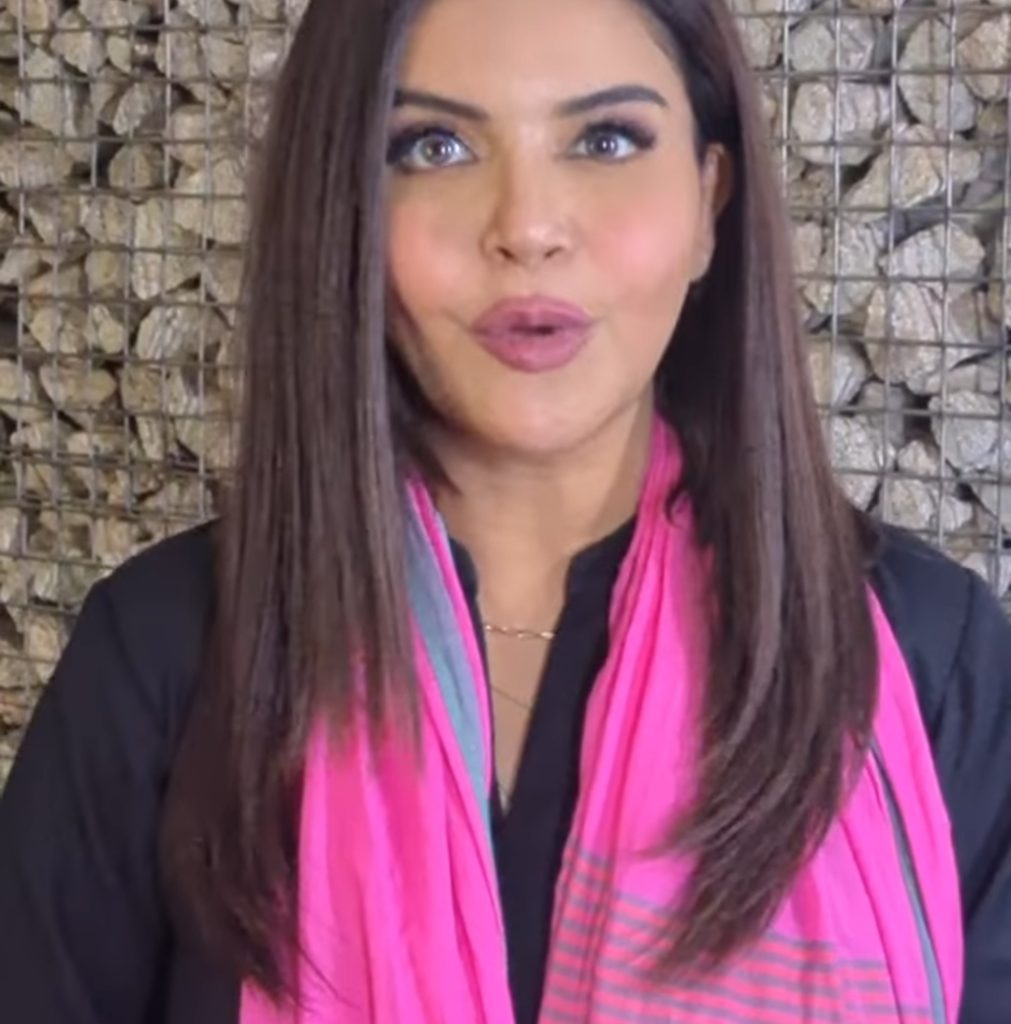 Nida Yasir's Lip Fillers Criticized by Public