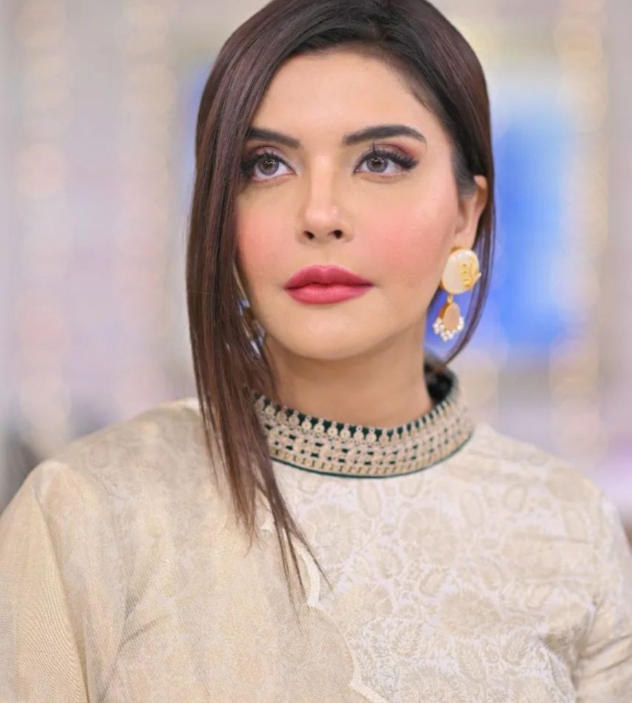 Nida Yasir's Lip Fillers Criticized by Public