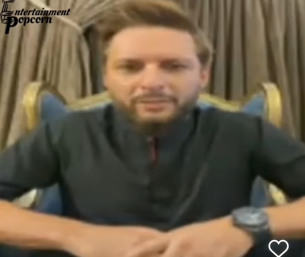 Shahid Afridi Gets Hate For Criticizing Imran Khan