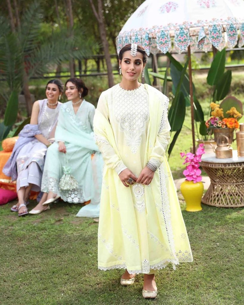 Cross Stitch Eid Collection’22 Featuring Iqra Aziz Reviewit.pk