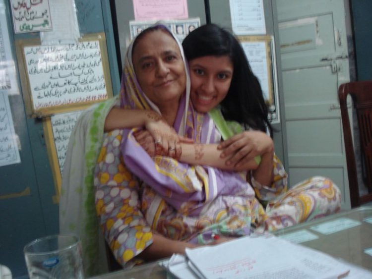 Bilquis Edhi's Contribution To An Orphan Girl's Success - Heartwarming Story