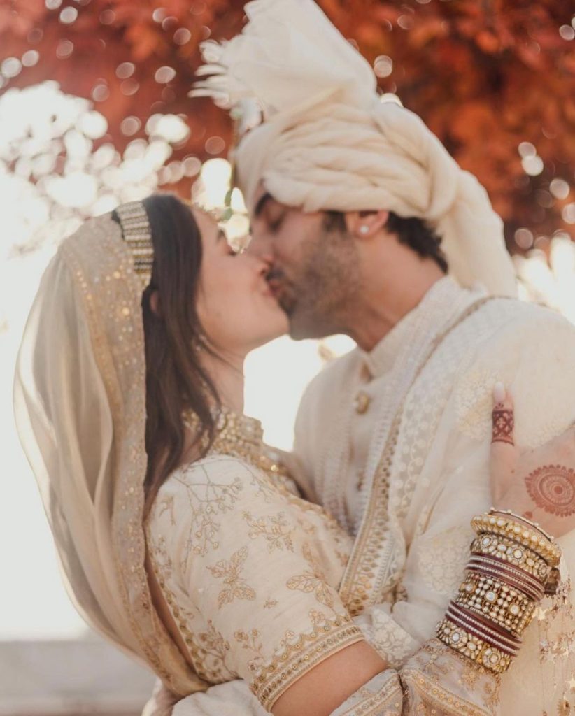 Ranbir Kapoor And Alia Bhatt Get Married-Pictures