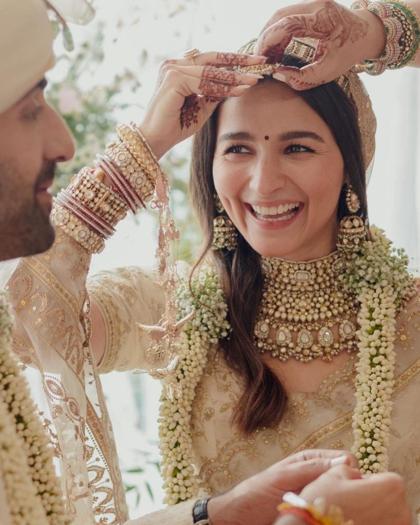 Ranbir Kapoor And Alia Bhatt Get Married-Pictures