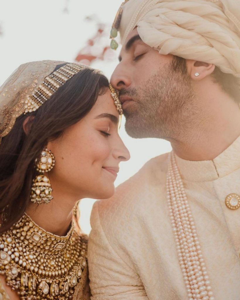 Ranbir Kapoor And Alia Bhatt Get Married-Pictures