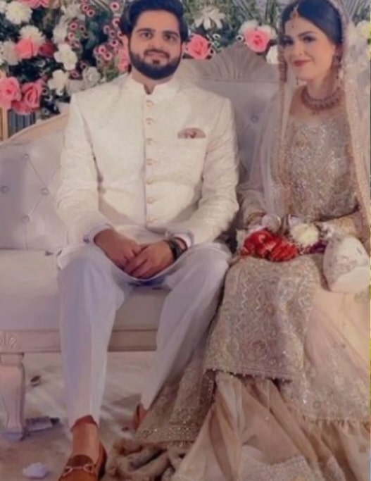 Former Cricketers Spotted At Inzimam Ul Haq Daughter's Mehndi