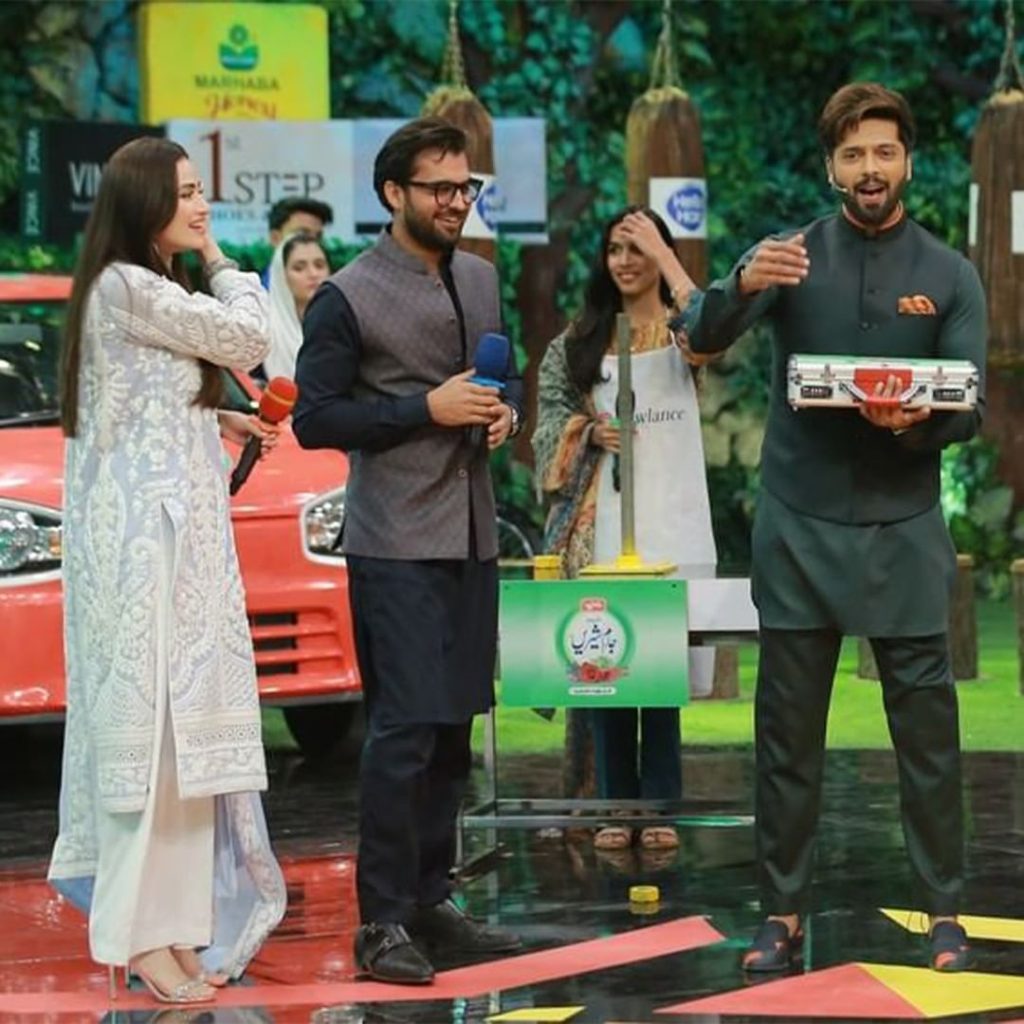 What did Sana Javed Gift To Jeeto Pakistan Audience - Watch Video