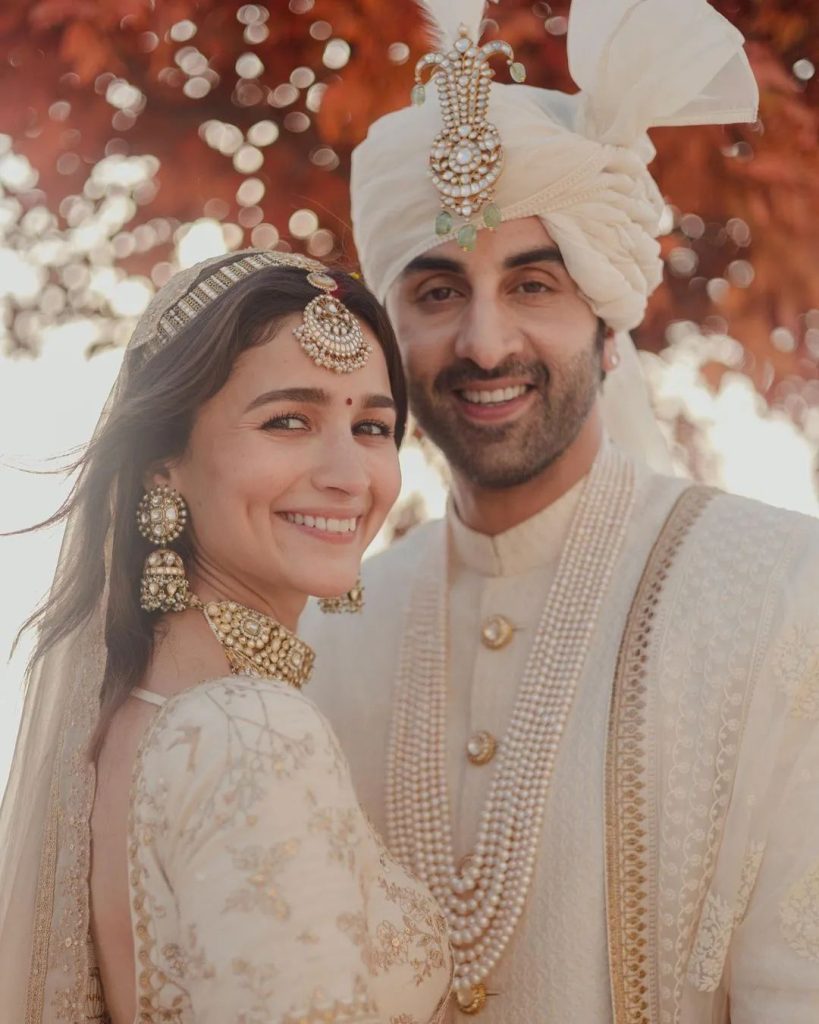 Ranbir Kapoor And Alia Bhatt Mehendi Pictures