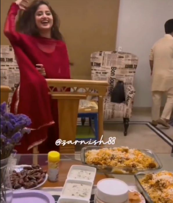 Saboor Aly Hosts Sehri For Close Friends And Family