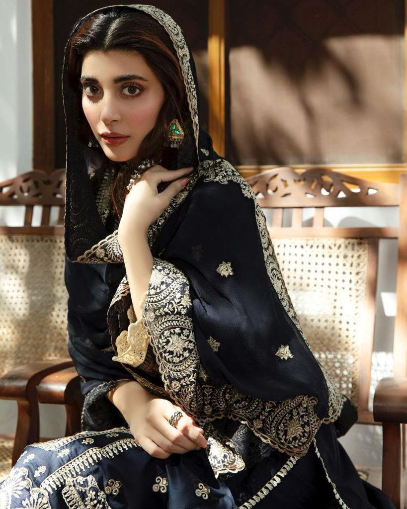 Urwa's Reaction to Fans' Questions About Farhan Saeed