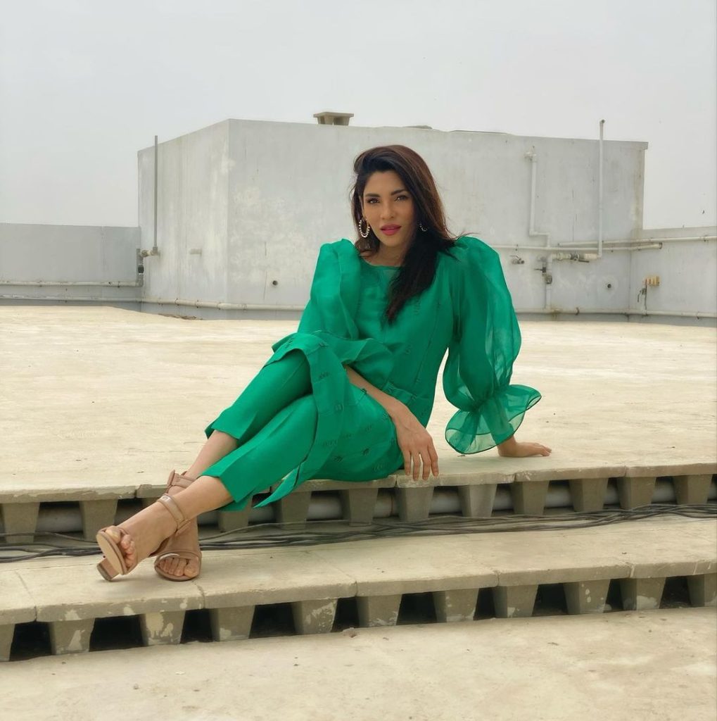 Zhalay Sarhadi Expresses Her Views On Current Political Crisis