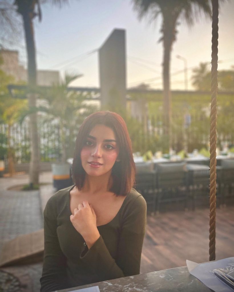 Alizeh Shah looks gorgeous in her recent upload!