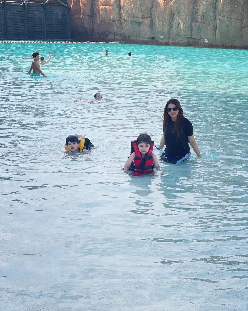 Fatima Effendi Uploads Marvelous Photos from Theme Park in Belek - Turkey!