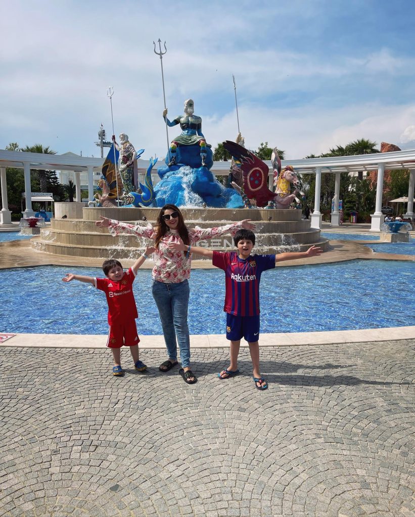 Fatima Efendi uploaded amazing photos from the theme park in Belek - Turkey!