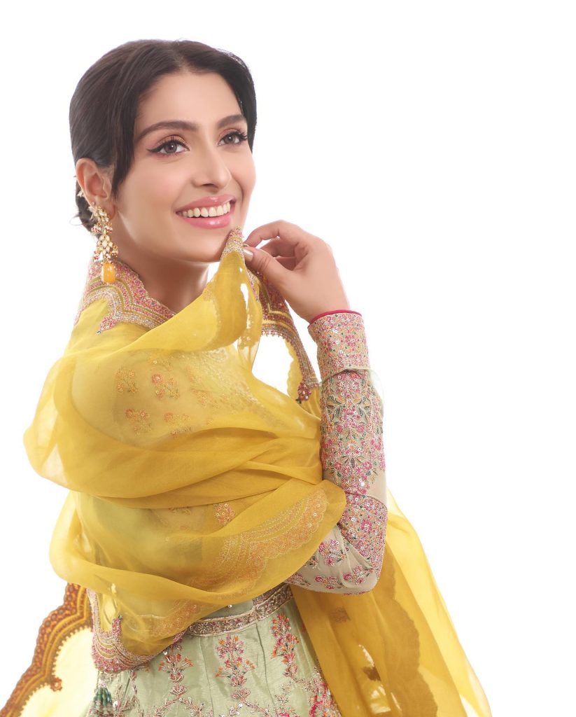 Ayeza Khan's Enchanting Pictures From Eid Day 3