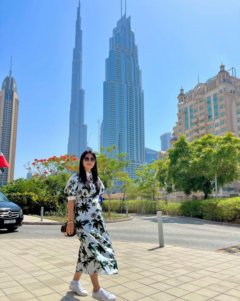 Ayeza Khan And Danish Taimoor's Family Trip To Dubai