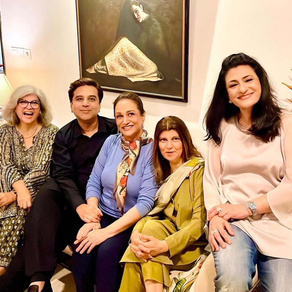 Star Studded Dinner Hosted By Bushra Ansari